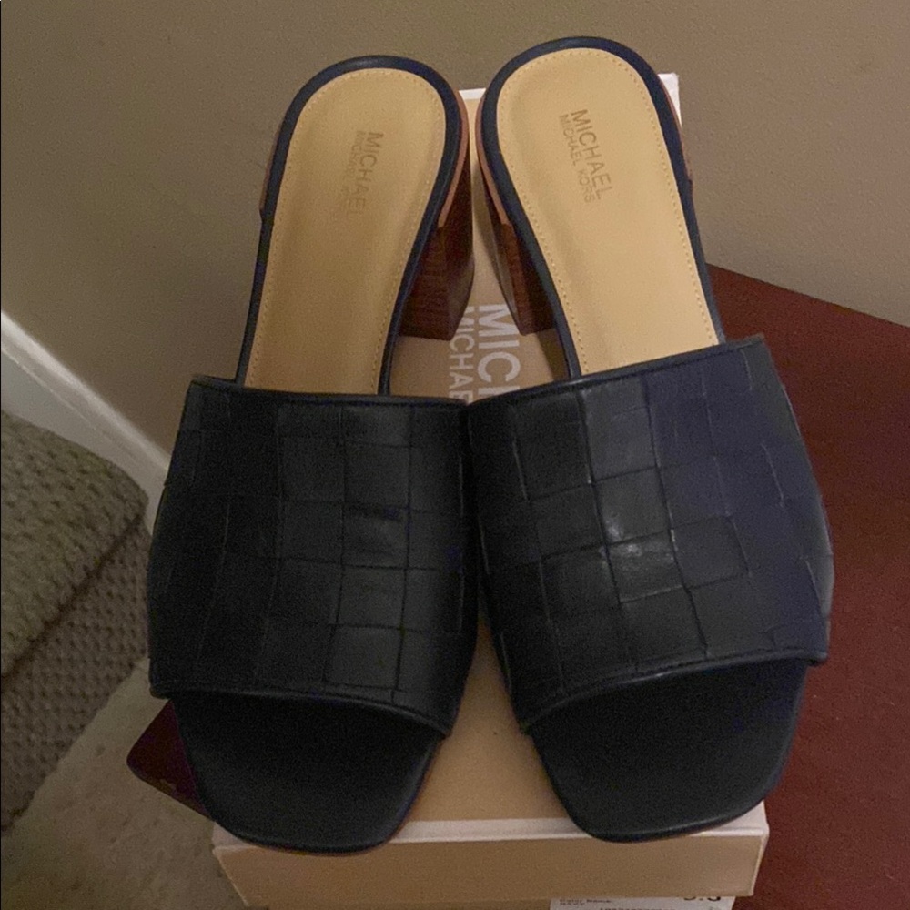 Michael Kors Ingrid Woven Navy Mules for Effortless Style